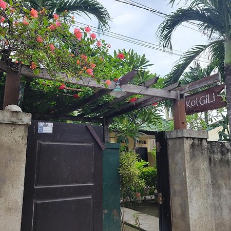 Koi Gili Guest House Гили Траванган Экстерьер фото