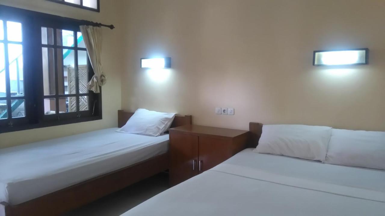 Koi Gili Guest House Гили Траванган Экстерьер фото